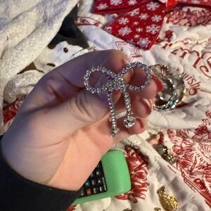 Elegant Silver Bow earrings dangly